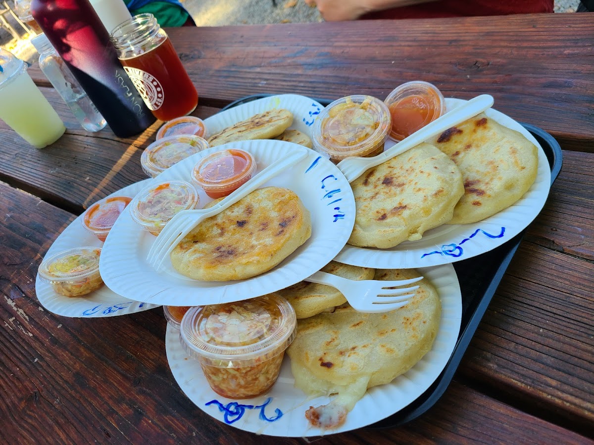 Pupusas La Sabrosa Three Rivers-5